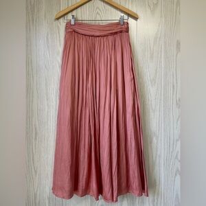 Crew Point Sur stunning satin like rose pink skirt screams Luxurious Size 00